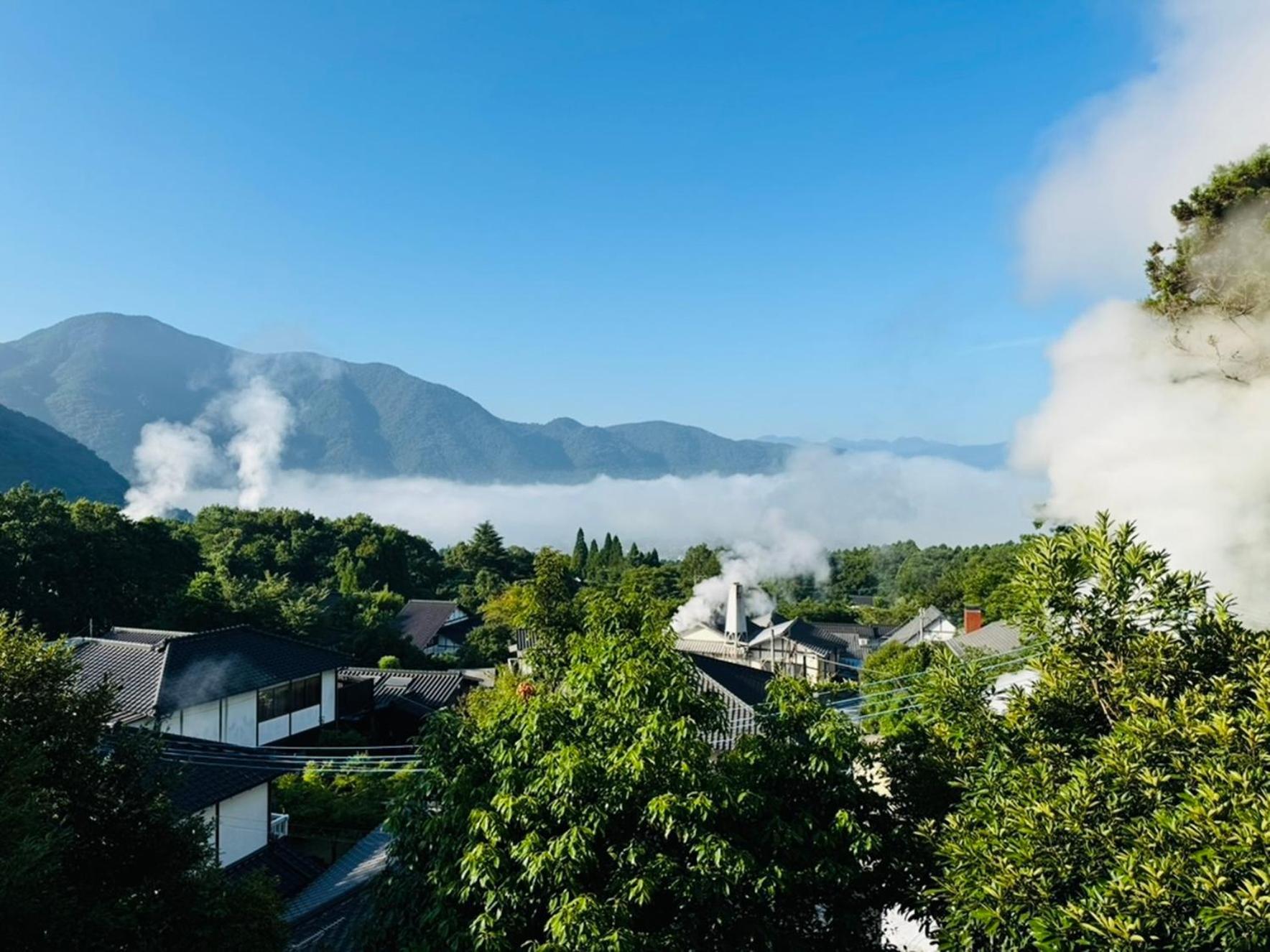 ホテル M けむ a 山荘 由布市 エクステリア 写真